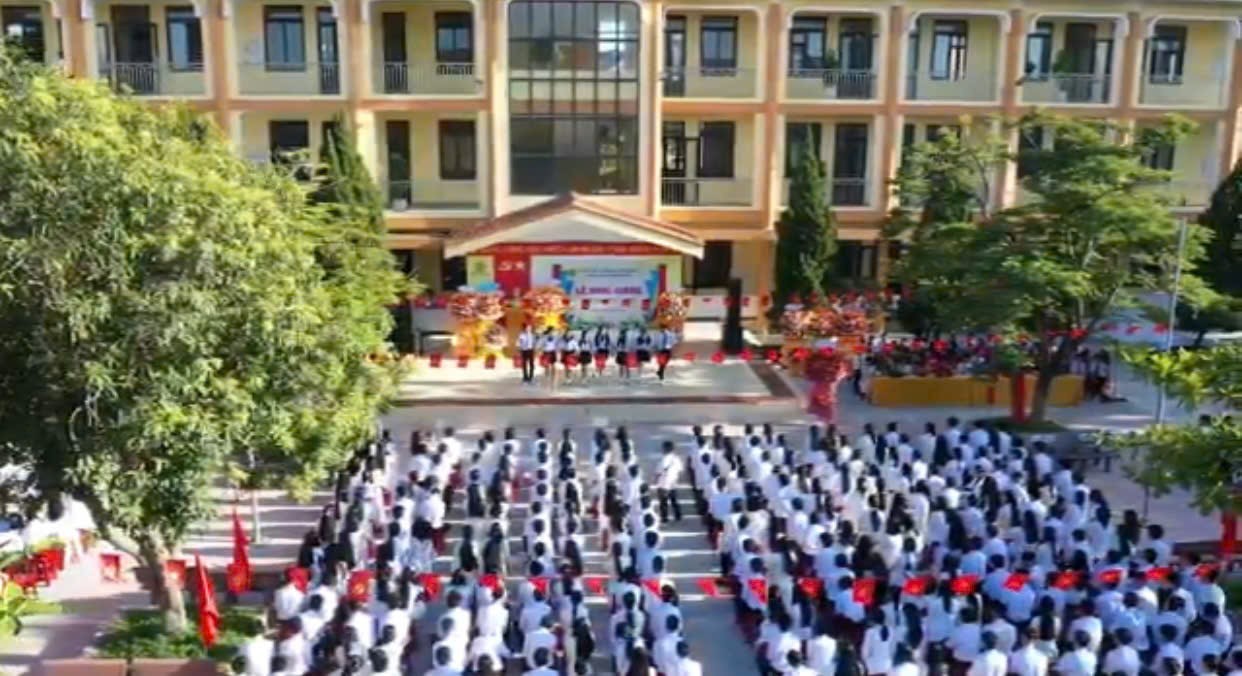 Toàn cảnh Trường THPT Phan Đình Phùng